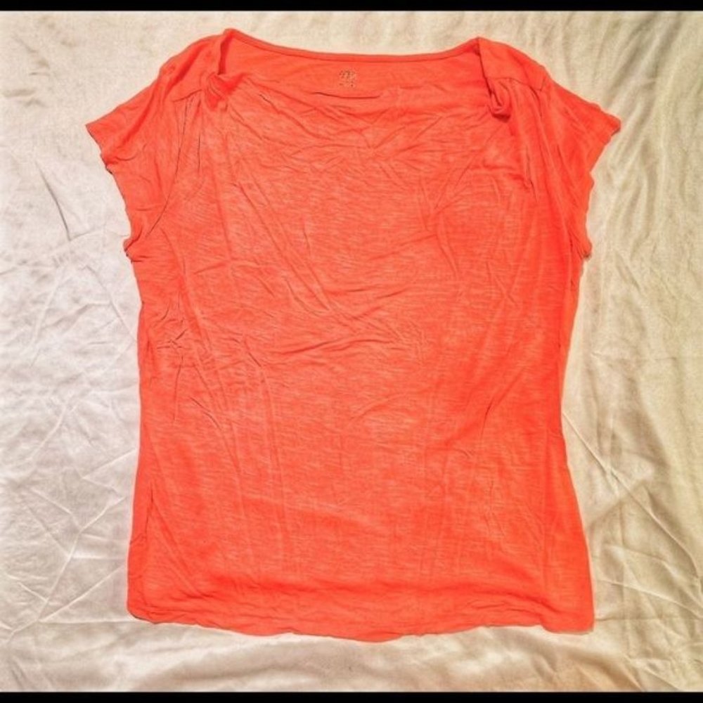 *bogo* Apt 9 top